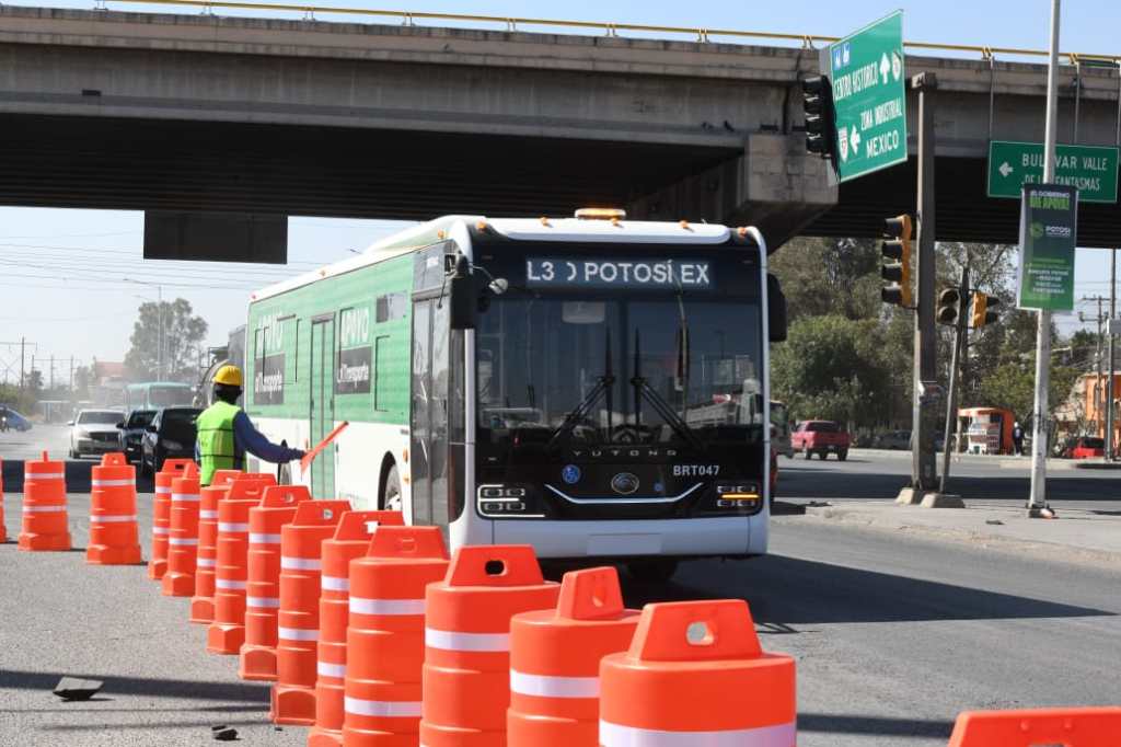 SEGURIDAD VIAL DE SOLEDAD DESPLEGARÁ DISPOSITIVO DE MOVILIDAD DURANTE CONSTRUCCIÓN DE PUENTE&nbsp;VEHICULAR