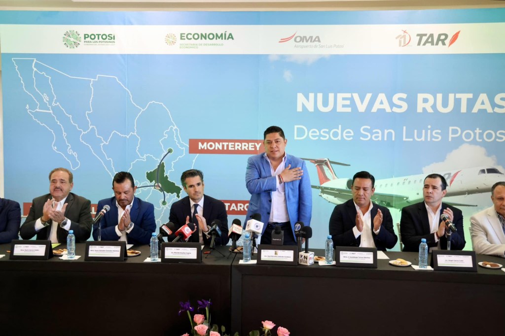 RICARDO GALLARDO CONSOLIDA CONECTIVIDAD AÉREA DE SAN LUIS POTOSÍ