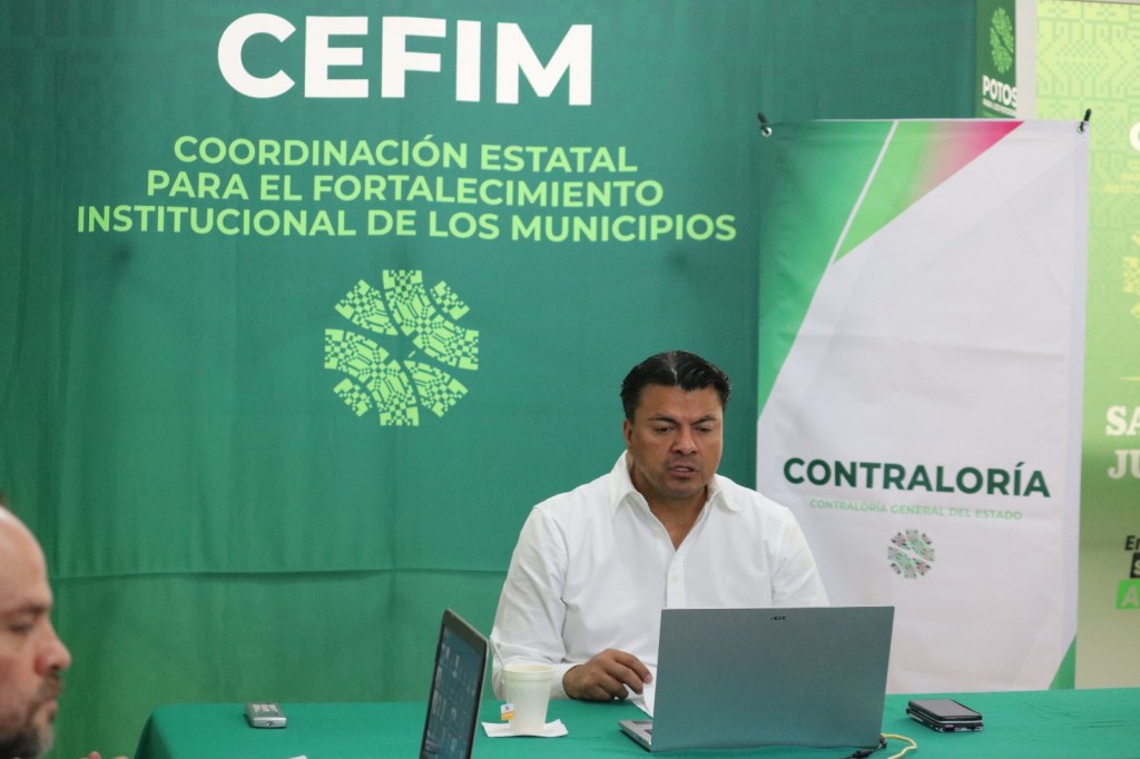 EL ESTADO CAPACITA A LAS Y LOS FUNCIONARIOS MUNICIPALES SOBRE GOBIERNO ABIERTO