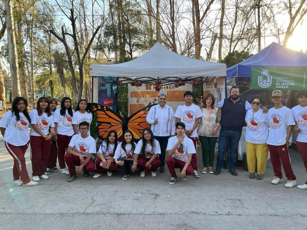 Gobierno Capitalino concientiza en materia ambiental, en la Tradicional Feria de las Flores