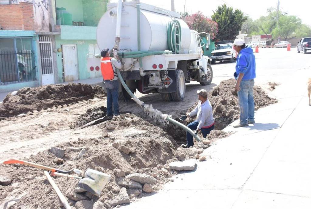 AYUNTAMIENTO DE SOLEDAD ATIENDE COLAPSO DE DRENAJE EN EL MORRO ANTE OMISIÓN DE&nbsp;INTERAPAS