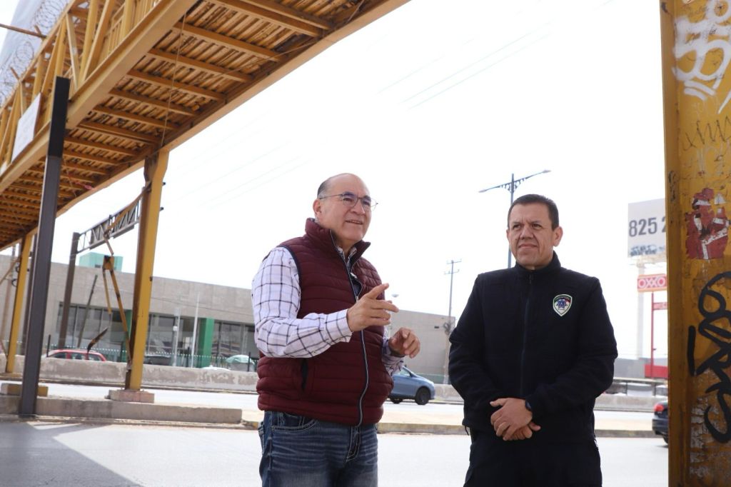 Este mismo fin de semana quedará listo el puente peatonal de Salvador Nava