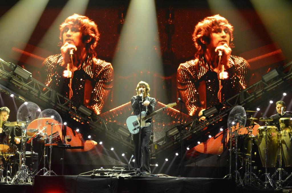 LLENO TOTAL DURANTE CONCIERTO DE SIDDARTHA EN EL TEATRO DE LA CIUDAD