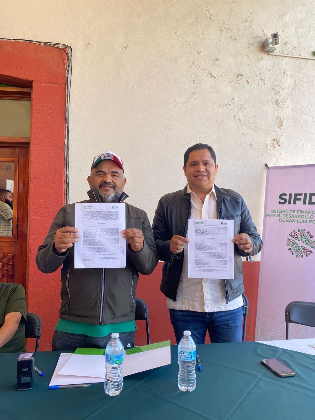 EJECUTIVO ESTATAL PROMUEVE EMPRENDIMIENTOS Y NEGOCIOS EN RAYÓN