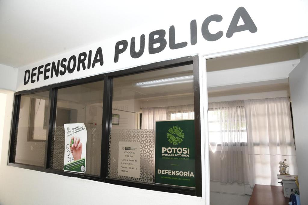 SOLEDAD DE GRACIANO SÁNCHEZ COLABORA CON LA DEFENSORÍA DEL ESTADO PARA OFRECER ASESORÍA JURÍDICA GRATUITA