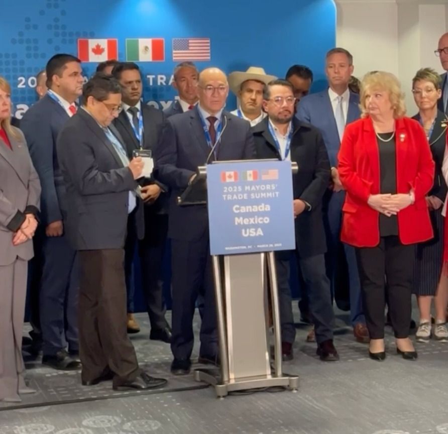 Enrique Galindo representa a México en Cumbre internacional de Alcaldes con Estados Unidos y Canadá