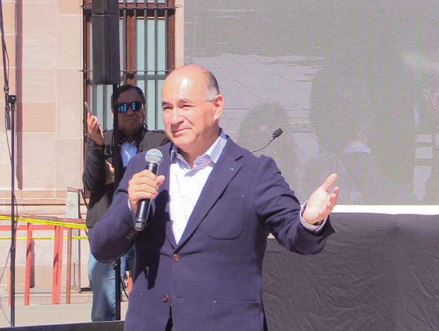 SE PODRÁ SANCIONAR QUIÉN DAÑE GUÍAS PODOTACTIL DE PERSONAS CON DISCAPACIDAD. ALCALDE ENRIQUE GALINDO&nbsp;CEBALLOS