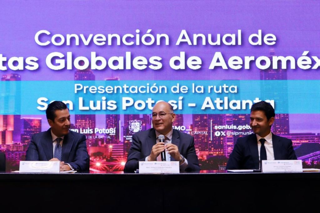 ALCALDE ENRIQUE GALINDO ENCABEZÓ LA PRESENTACIÓN DEL NUEVO VUELO SAN LUIS POTOSÍ-ATLANTA.