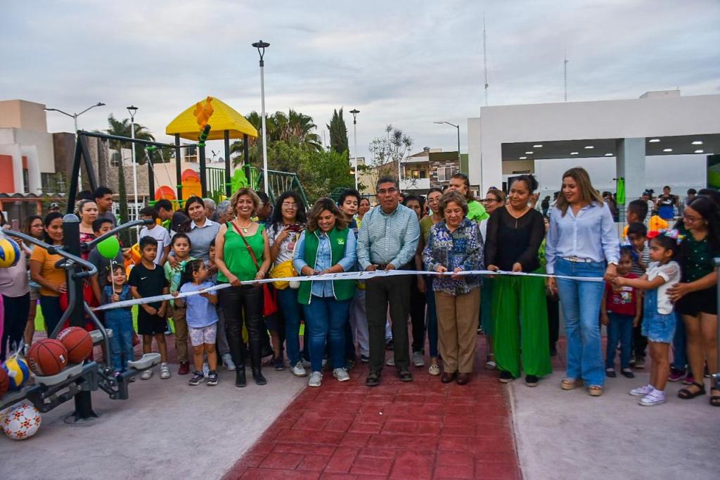 ALCALDE JUAN MANUEL NAVARRO ENTREGA MODERNO E INTEGRAL PARQUE URBANO A FAMILIAS DE QUINTA SOLEDAD