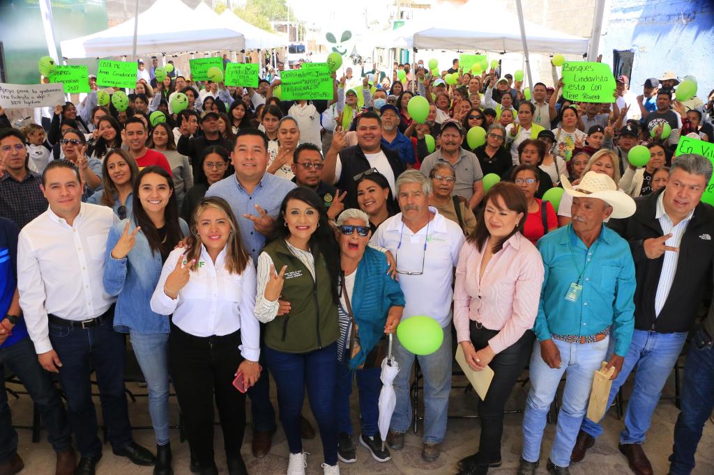 DESPUÉS DE MÁS DE 30 AÑOS DE OLVIDO, SE MODERNIZA CALLE LOS CASTILLO EN&nbsp;POZOS