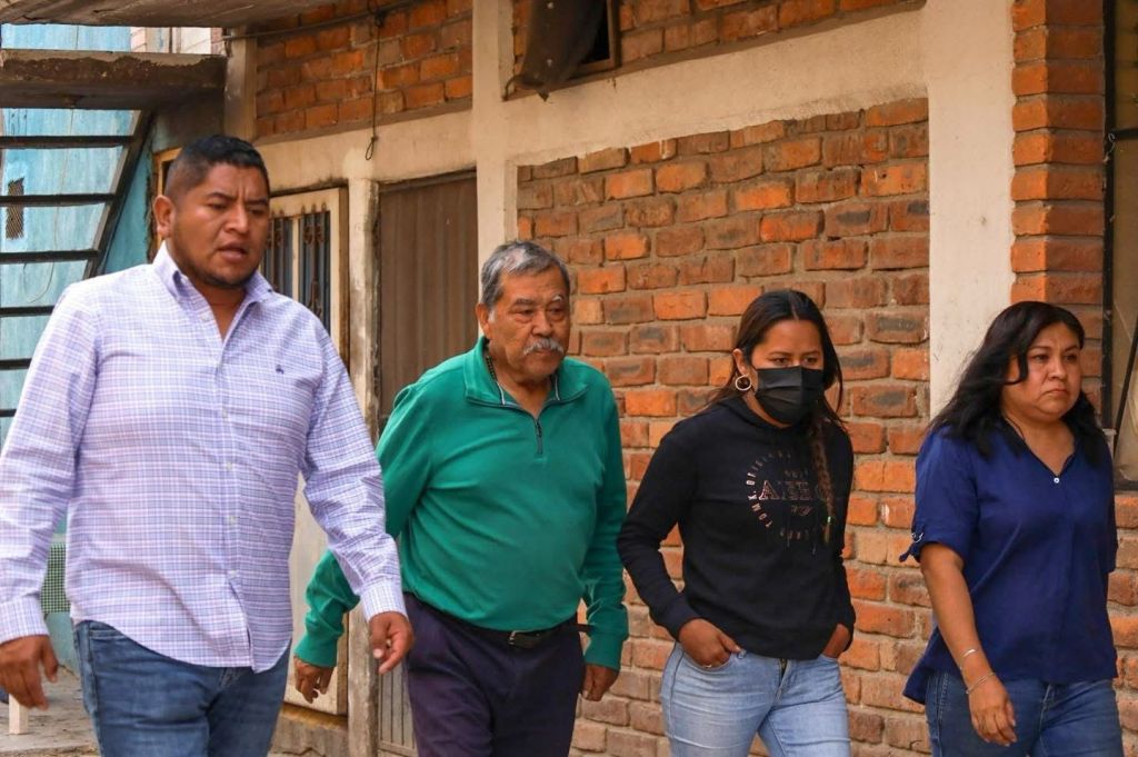 ISMAEL HERNÁNDEZ VERIFICA AVANCE DE OBRAS EN LA CALLE JULIÁN DE LOS&nbsp;REYES