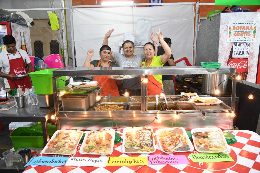 MUESTRA GASTRONÓMICA DE LA FENAE 2025 CELEBRA LA RIQUEZA CULINARIA POTOSINA CON GRAN PARTICIPACIÓN&nbsp;CIUDADANA