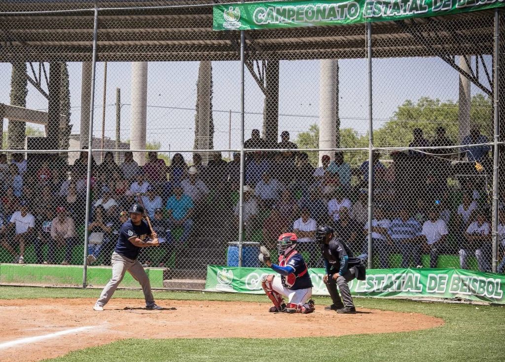 MOCTEZUMA ESTRENA SU CAMPO ESTATAL DE BÉISBOL