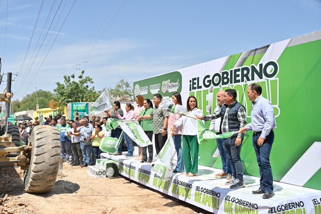 RICARDO GALLARDO ARRANCA PAVIMENTACIONES EN VILLA DE&nbsp;ZARAGOZA