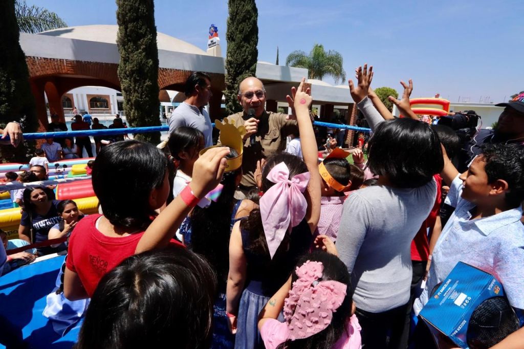 Alcalde Galindo celebra a niñas y niños por su&nbsp;día