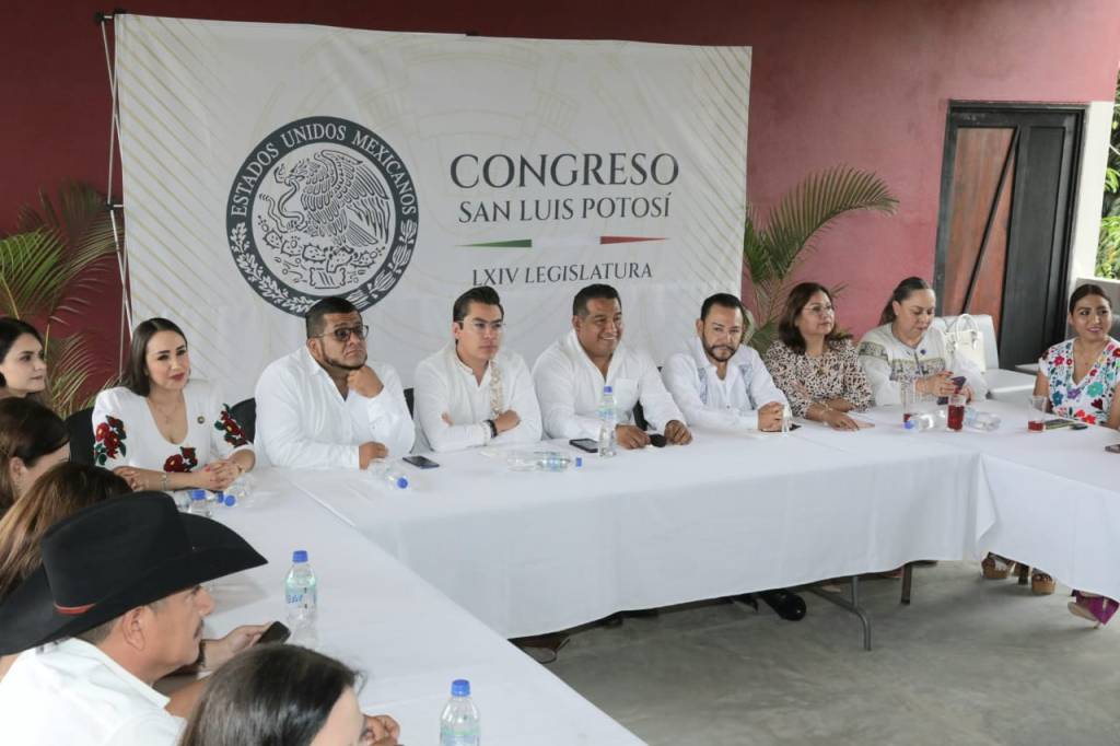 POTENCIAR LA ZONA HUASTECA CON INICIATIVAS Y ACCIONES DE LA MANO DE OTRAS INSTANCIAS, ES FUNDAMENTAL PARA QUE LA REGIÓN SIGA&nbsp;CRECIENDO