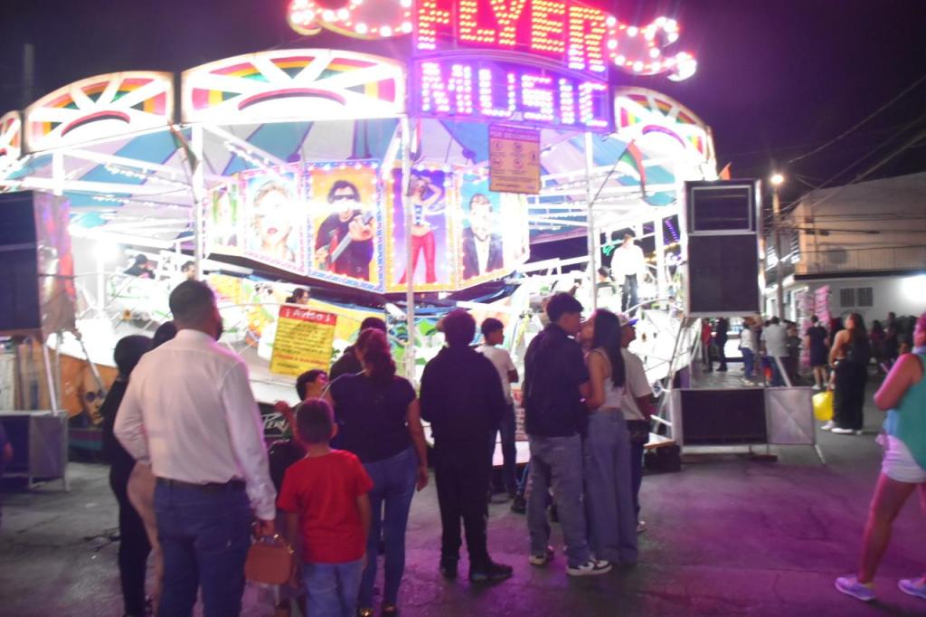 FAMILIAS ASISTENTES A LA FENAE RECONOCEN BENEFICIO EN LA GRATUIDAD DE LOS JUEGOS&nbsp;MECÁNICOS