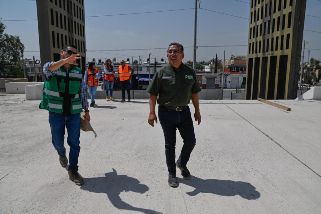 ALCALDE JUAN MANUEL NAVARRO SUPERVISA AVANCE DE OBRAS TRASCENDENTALES: UNIDAD ADMINISTRATIVA MUNICIPAL Y PAVIMENTACIONES 