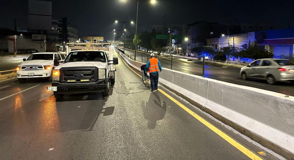 Trabajos nocturnos en Salvador Nava refuerzan seguridad y movilidad en la&nbsp;ciudad