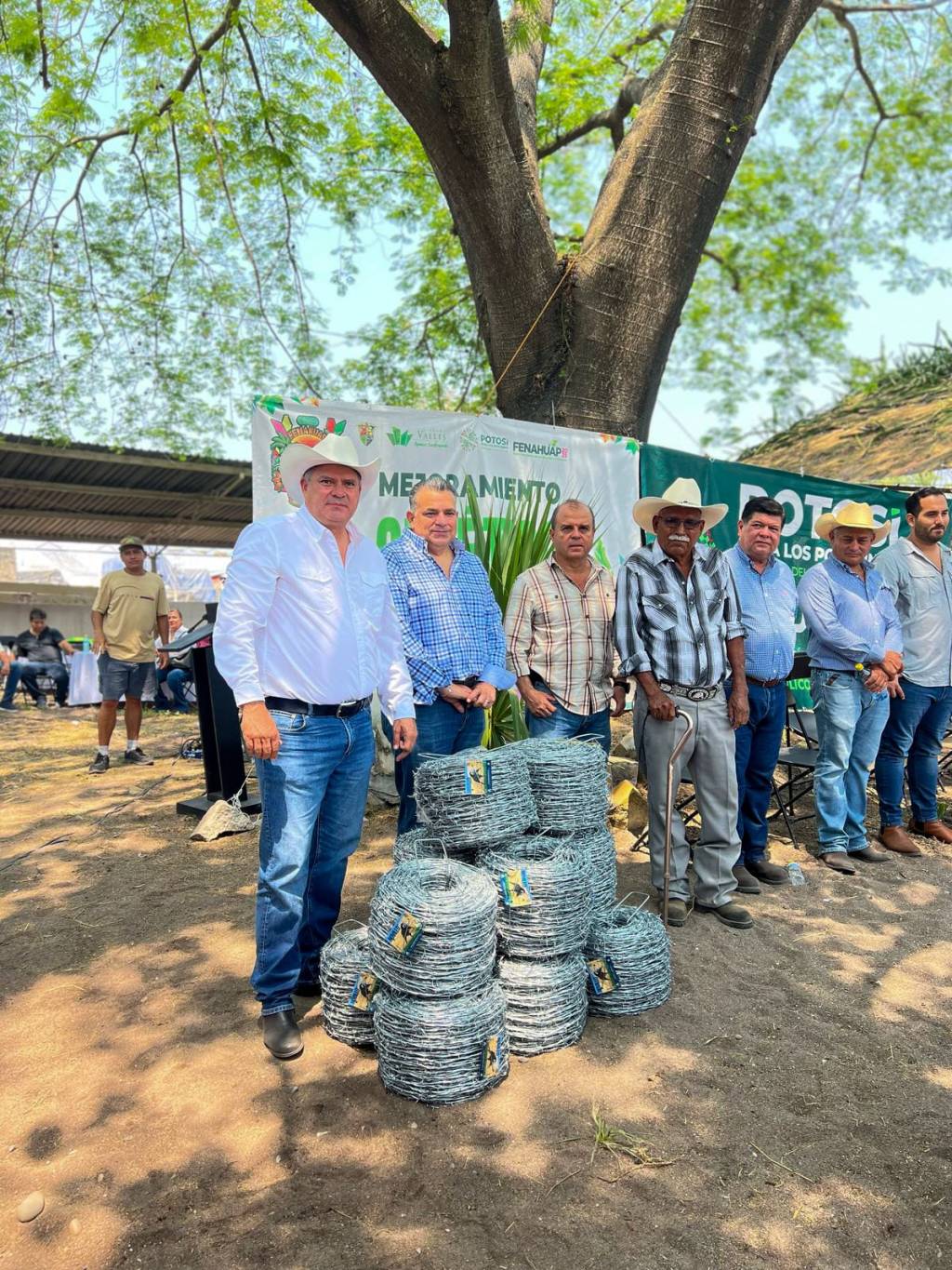 RICARDO GALLARDO FORTALECE EL CAMPO&nbsp;POTOSINO