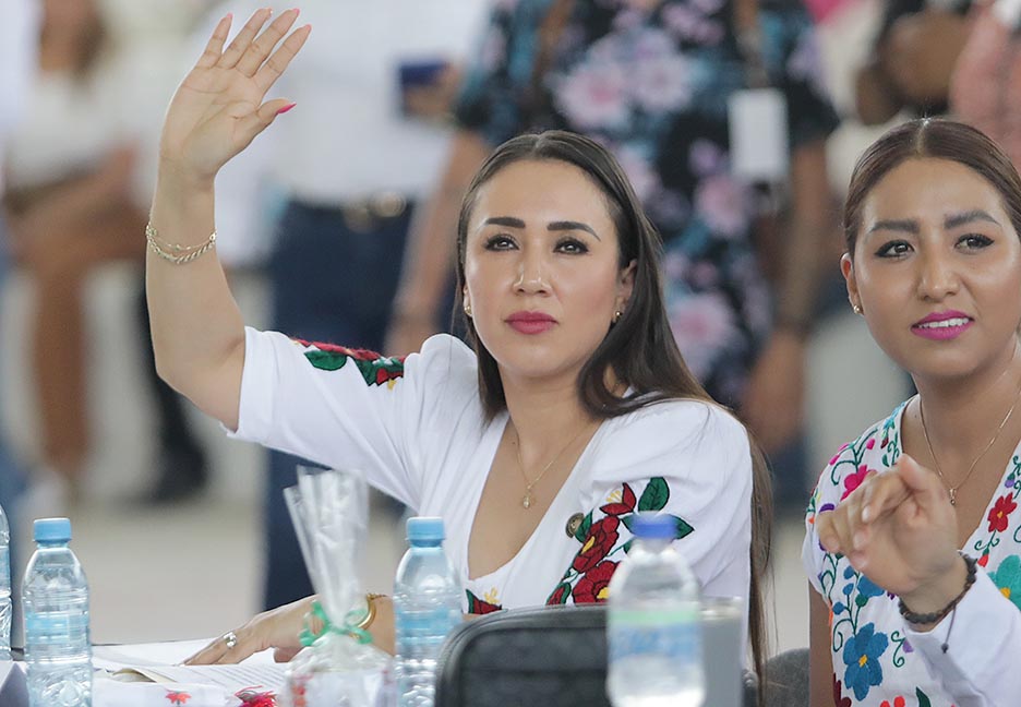 EXHORTAN A MUNICIPIOS PARA QUE IMPLEMENTEN PROGRAMAS DE PROTECCIÓN, DIFUSIÓN Y PRESERVACIÓN DE LAS LENGUAS&nbsp;INDÍGENAS