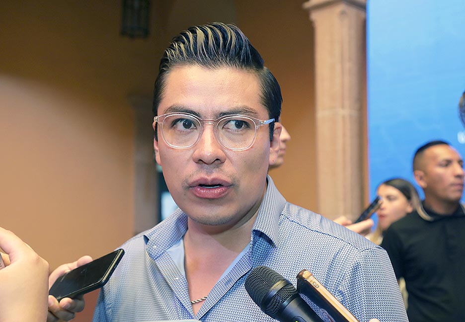 EL DERECHO AL AGUA ES LO MÁS IMPORTANTE Y SE DEBE PARTIR DE AHÍ PARA TOMAR ACCIONES CONTUNDENTES QUE GARANTICEN SU ABASTECIMIENTO: DIP CUAUHTLI BADILLO&nbsp;MORENO