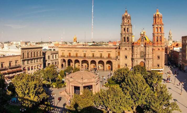 Gobierno de la Capital recupera jardín en colonia San Luis Rey, afectado por acumulación de&nbsp;residuos