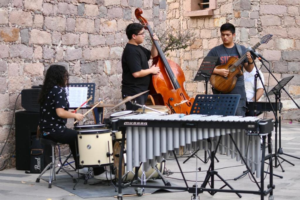 CEART VIBRÓ AL RITMO SINCOPADO DEL&nbsp;JAZZ