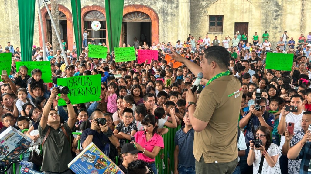 RICARDO GALLARDO FORTALECE PUEBLOS MÁGICOS DE XILITLA Y&nbsp;AQUISMÓN