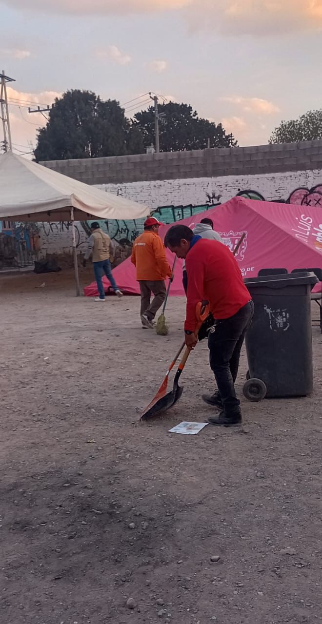 Gobierno de la Capital limpia la colonia Dalias para celebrar a la niñez en un entorno&nbsp;digno