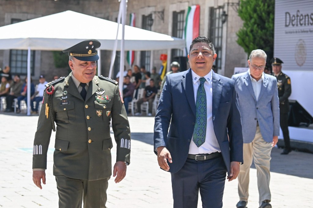 RICARDO GALLARDO ACUDE A EVENTO CONMEMORATIVO DE LA BATALLA DE&nbsp;PUEBLA