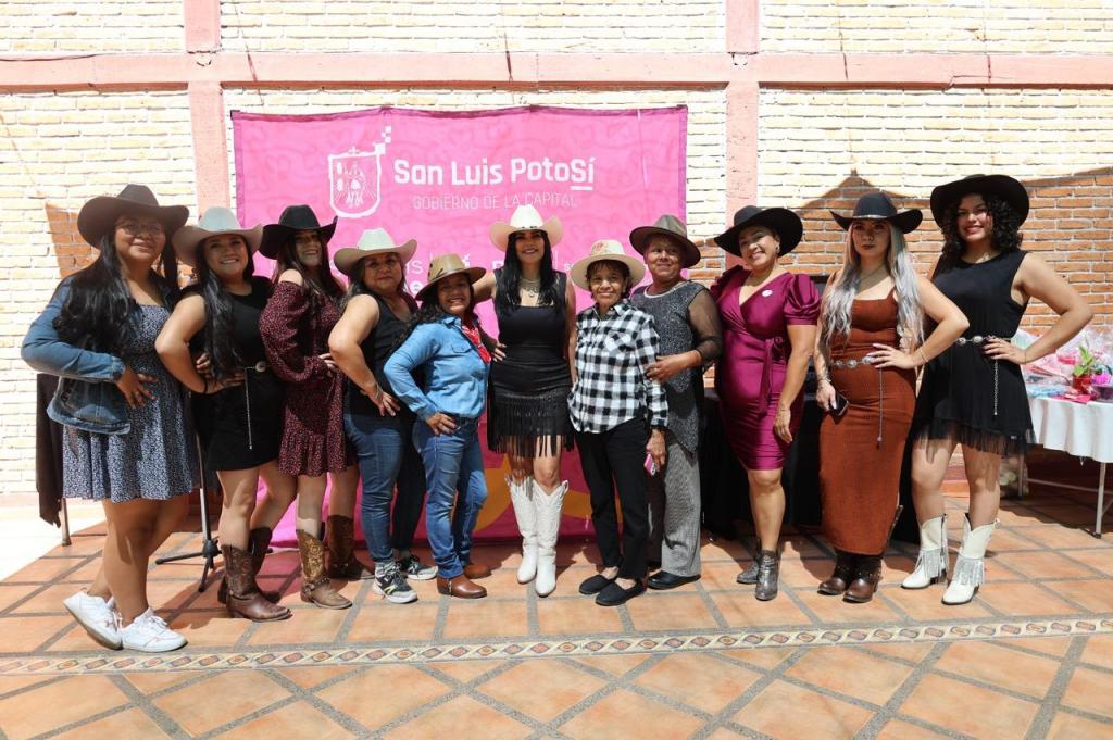 El DIF Municipal comienza a celebrar con alegría a las&nbsp;mamás