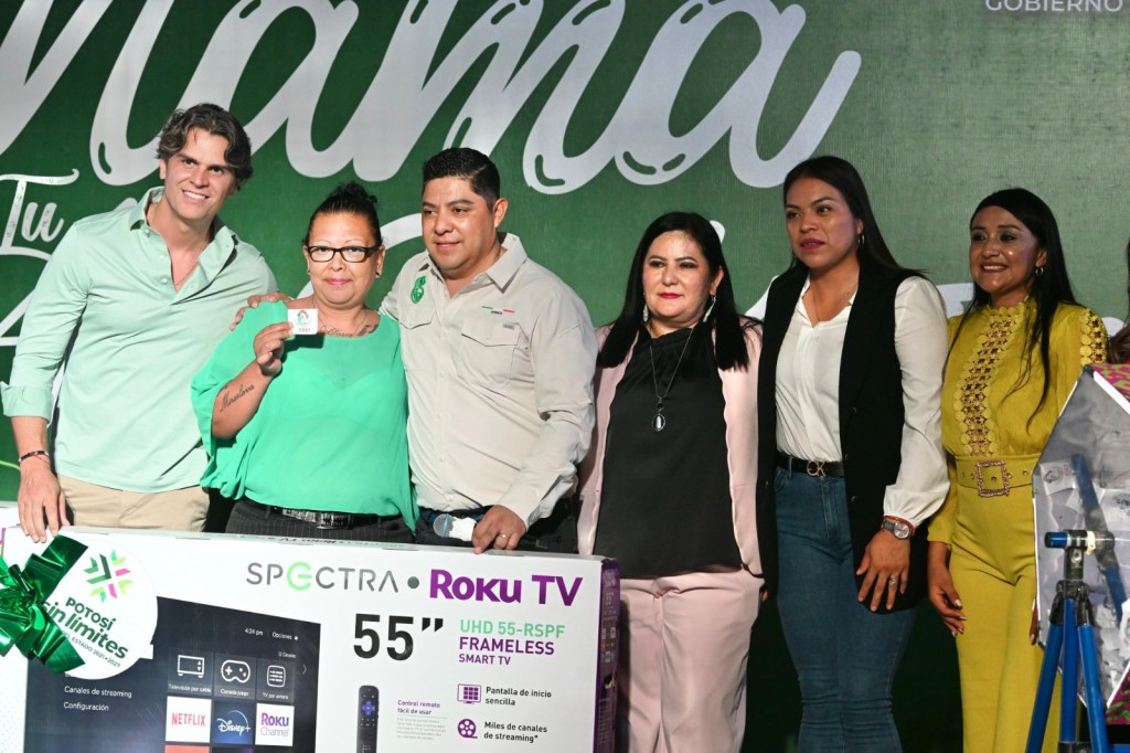 PRIMEROS 2 MIL LOTES DE TU CASA TU APOYO A MADRES DE FAMILIA: RICARDO&nbsp;GALLARDO