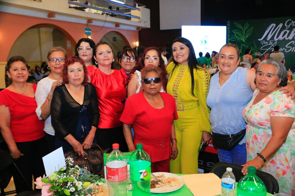 VILLA DE POZOS CELEBRA EL AMOR DE&nbsp;MAMÁ