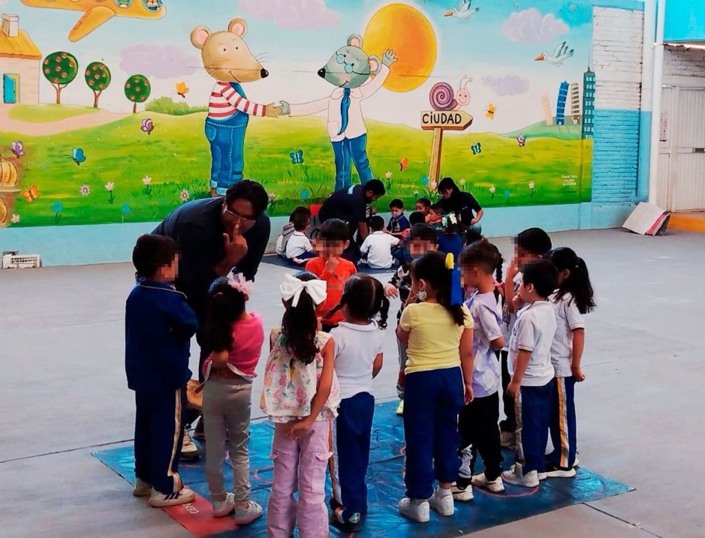 Invitan a planteles a sumarse a las actividades lúdicas de la Biblioteca Móvil y el&nbsp;Aprendimóvil