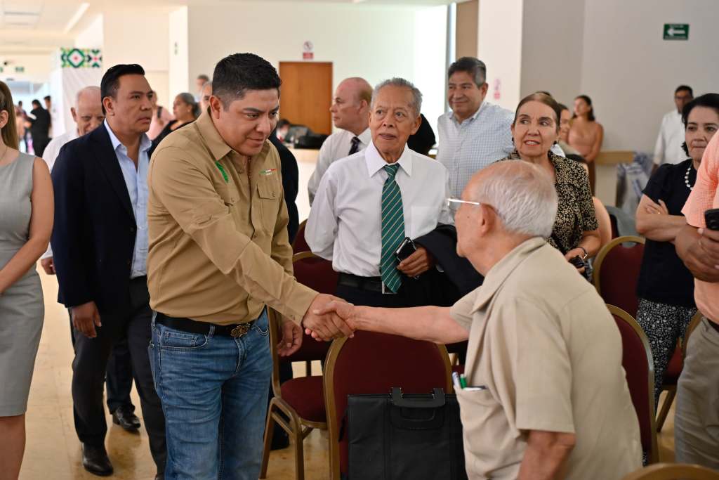 RICARDO GALLARDO PROPONE INSTAURAR DÍA DE LAS Y LOS MÉDICOS&nbsp;POTOSINOS