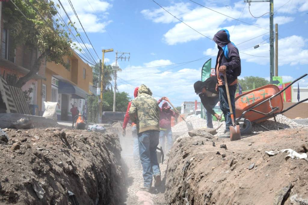 AYUNTAMIENTO DE SOLEDAD ATIENDE DESPERFECTOS OCASIONADOS POR DESINTERÉS DEL INTERAPAS EN DIVERSAS&nbsp;COLONIAS