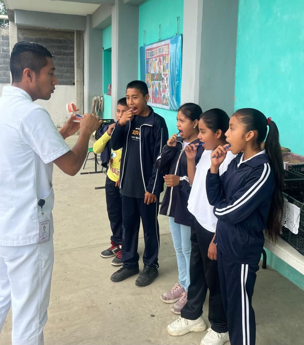 ESTRATEGIA VIDA SALUDABLE AVANZA SIN LÍMITES EN SLP