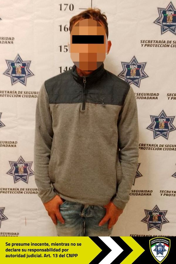 En flagrancia, Policía Municipal de la Capital detiene a un hombre por robo a interior de vehículo en Centro&nbsp;Histórico