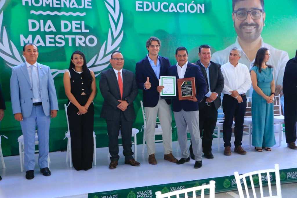 VILLA DE POZOS CELEBRA CON ORGULLO A MAESTRAS Y&nbsp;MAESTROS