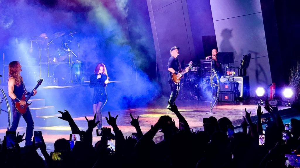 VIBRA EL TEATRO DE LA CIUDAD CON LA PRESENTACIÓN MUSICAL DE&nbsp;EPICA