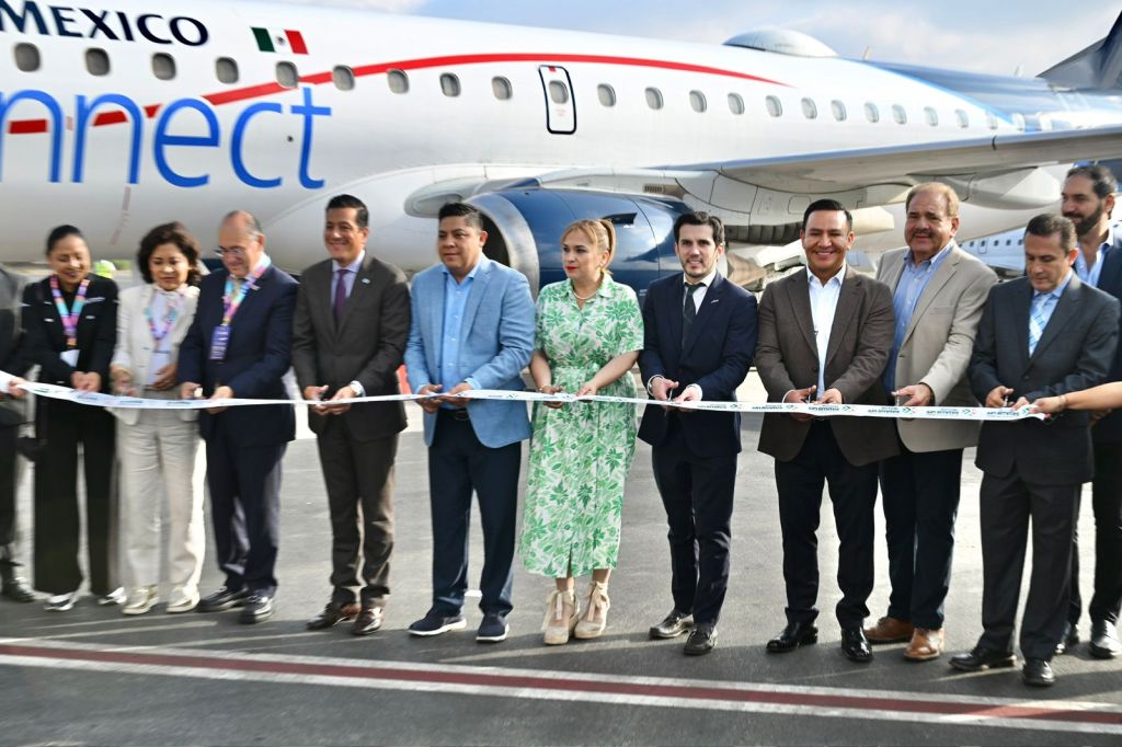 INAUGURA RICARDO GALLARDO LA NUEVA RUTA AÉREA SAN LUIS POTOSÍ –&nbsp;ATLANTA