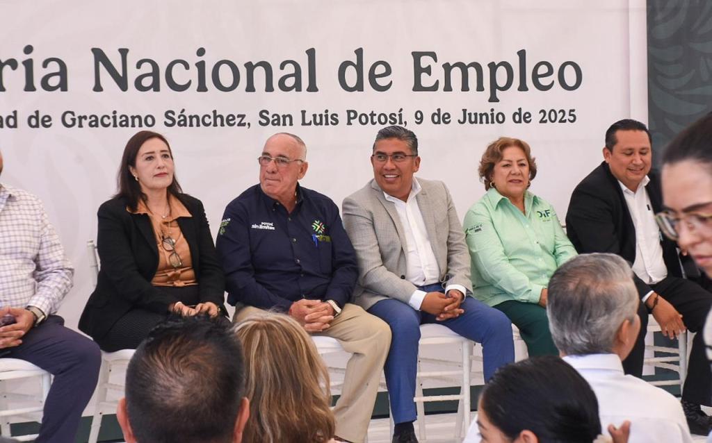 JUAN MANUEL NAVARRO INAUGURA FERIA NACIONAL DEL EMPLEO CON MÁS DE 800 VACANTES A TODOS LOS SECTORES DE LA&nbsp;POBLACIÓN