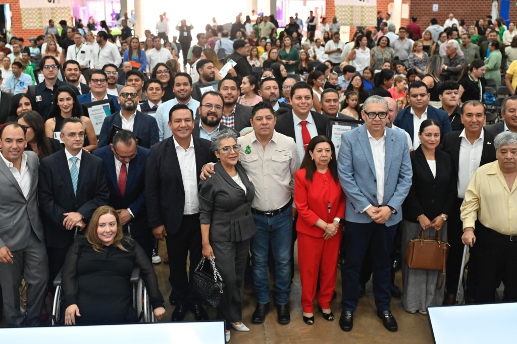RICARDO GALLARDO RECONOCE LA LABOR PERIODÍSTICA EN&nbsp;SLP