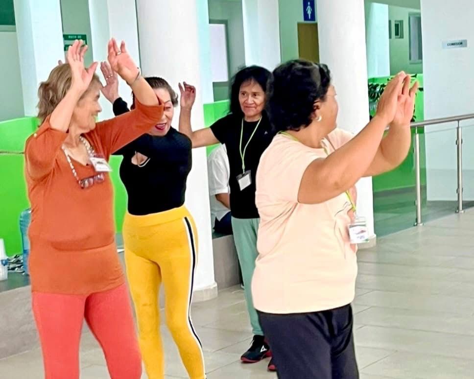 PERSONAS ADULTAS MAYORES PARTICIPAN EN TALLER DE ESTIMULACIÓN&nbsp;COGNITIVA