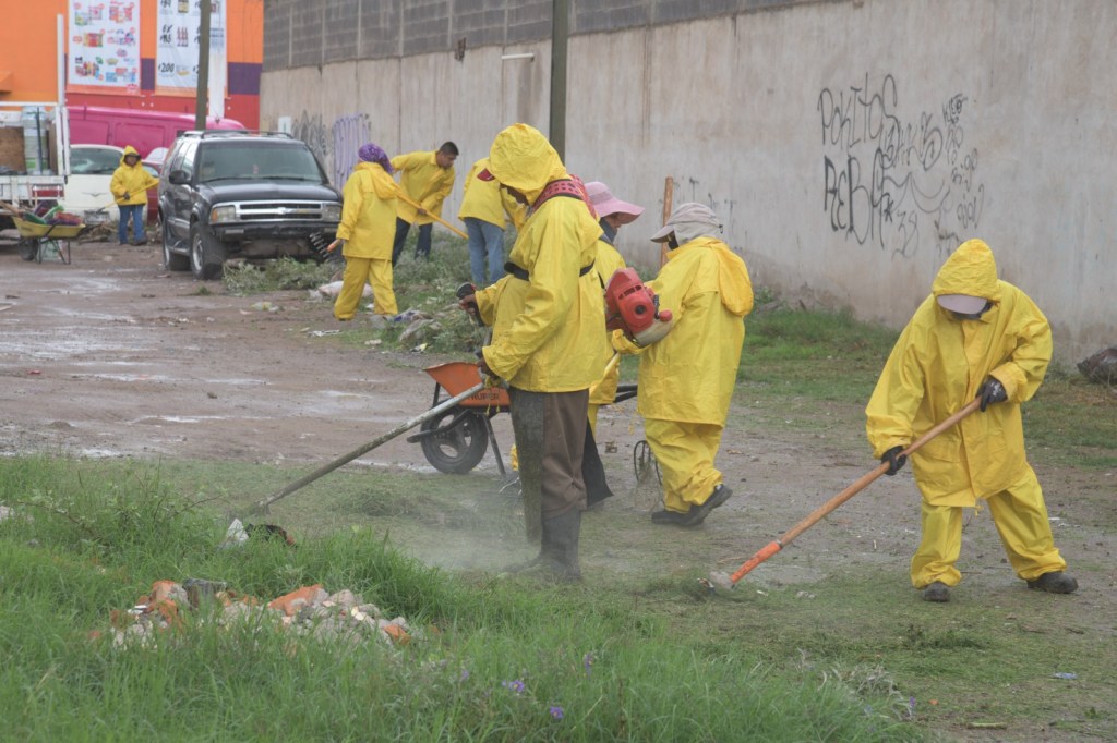 SERVICIOS MUNICIPALES DE SOLEDAD SIN PARAR EN ACCIONES DE LIMPIEZA ANTICIPADA POR LLUVIAS
