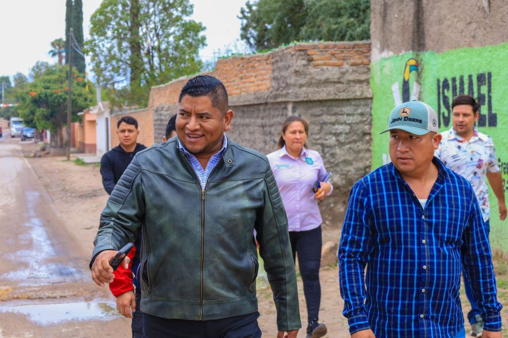 ISMAEL HERNÁNDEZ MARTÍNEZ SUPERVISA CONDICIONES DEL PUENTE EN LA COMUNIDAD DE LA&nbsp;PRESITA