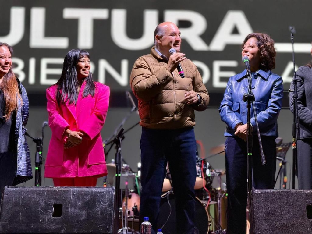 San Luis Capital se rinde al ritmo de Cuba con “Los Van Van”, en una noche inolvidable en la Plaza del&nbsp;Carmen