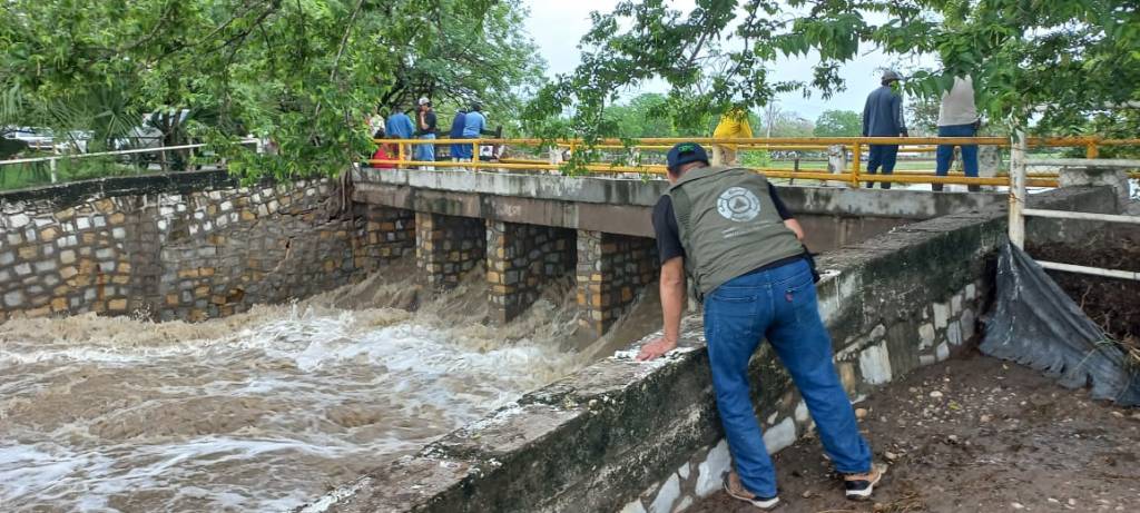 PROTECCIÓN CIVIL ESTATAL LOCALIZA A UNO DE DOS TRABAJADORES DESAPARECIDOS EN&nbsp;TAMUÍN