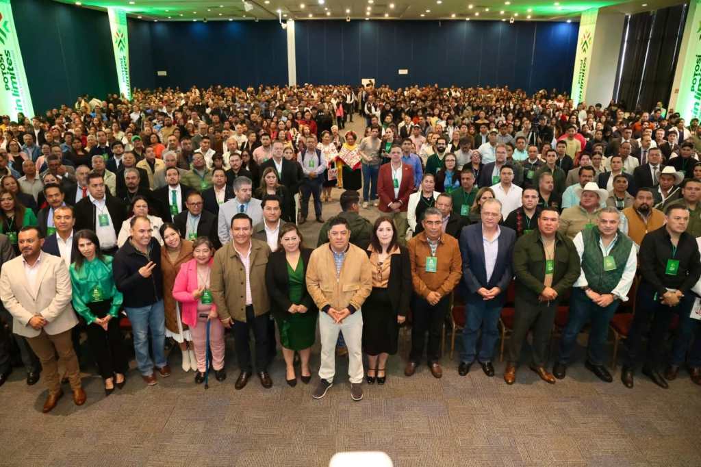 TAXISTAS VIVEN UNA NUEVA ETAPA DE RESPALDO Y&nbsp;OPORTUNIDADES